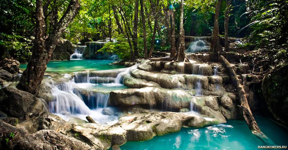Водопад Эраван в одноименном национальном парке в Таиланде