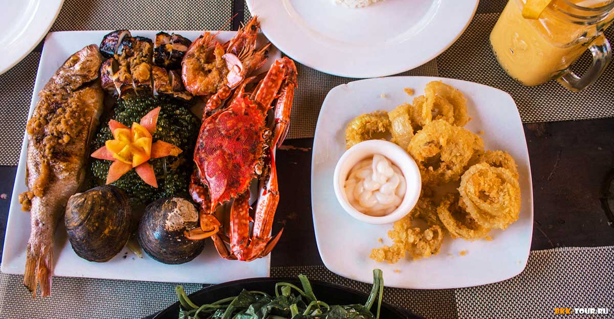 Морепродукты и другая еда на Филиппинах